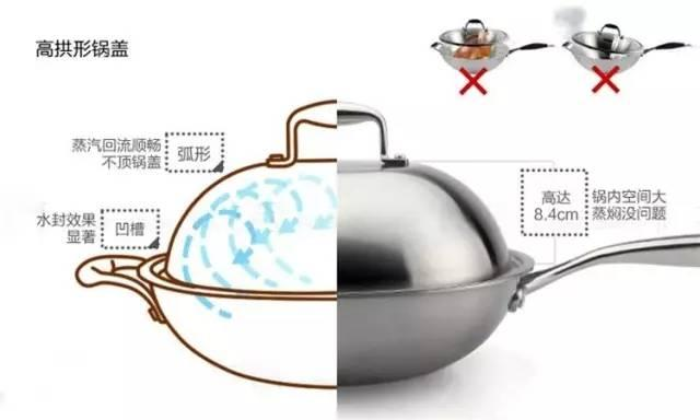 但微微颤抖的肩膀和泛红的眼眶