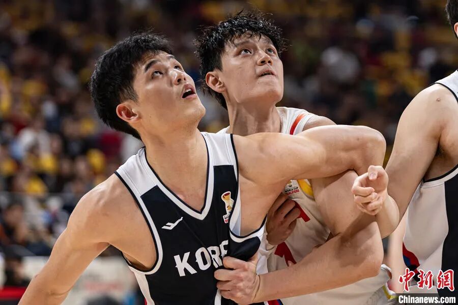 中国男篮世预赛首战告负 韩国队客场取胜